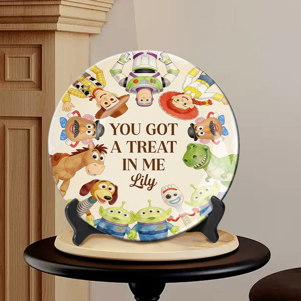 You've Got A Treat In Me - Personalized Movie For Kids Ceramic Round Plate