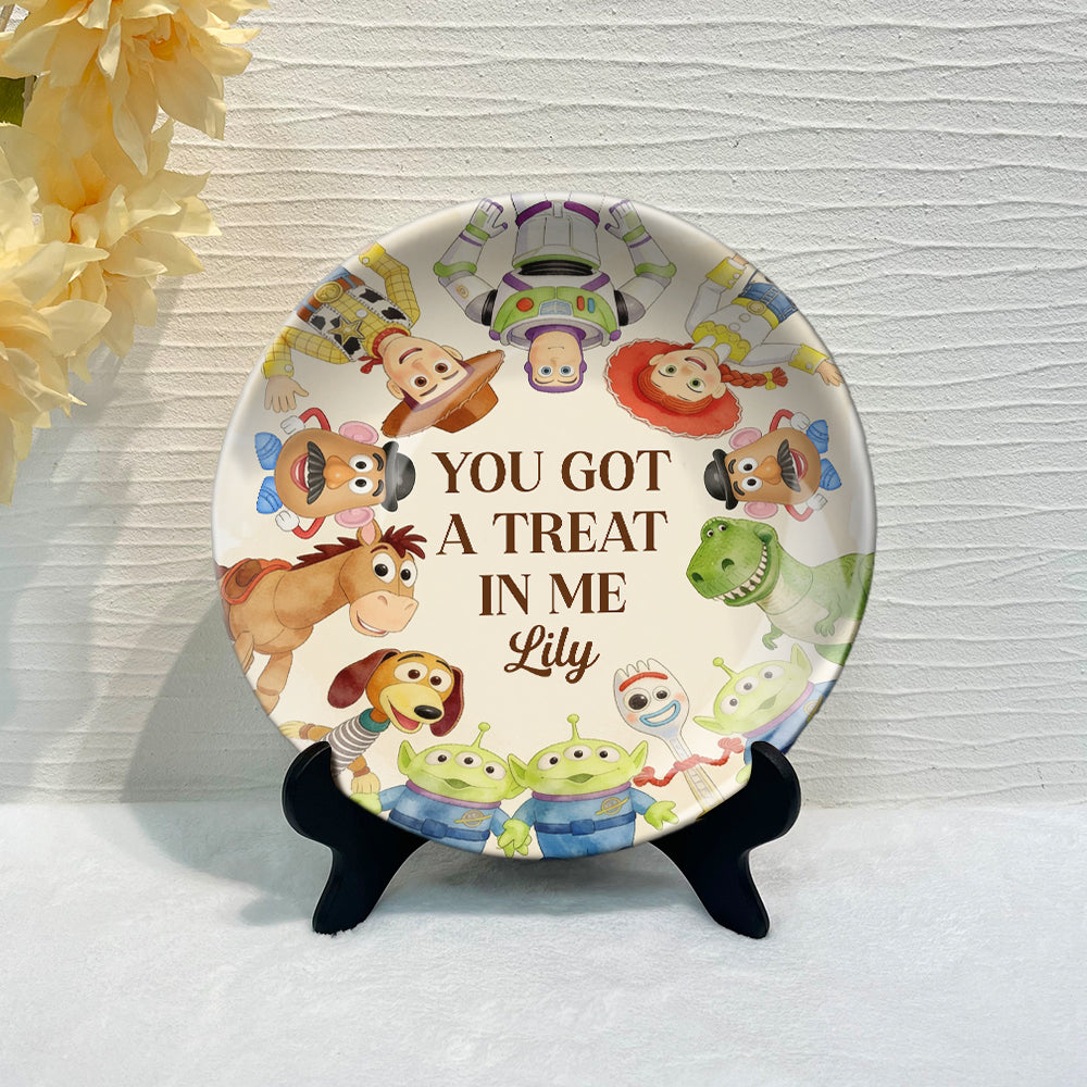 You've Got A Treat In Me - Personalized Movie For Kids Ceramic Round Plate