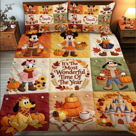 It's The Most Beautiful Of The Year - Personalized Mouse Quilt Set