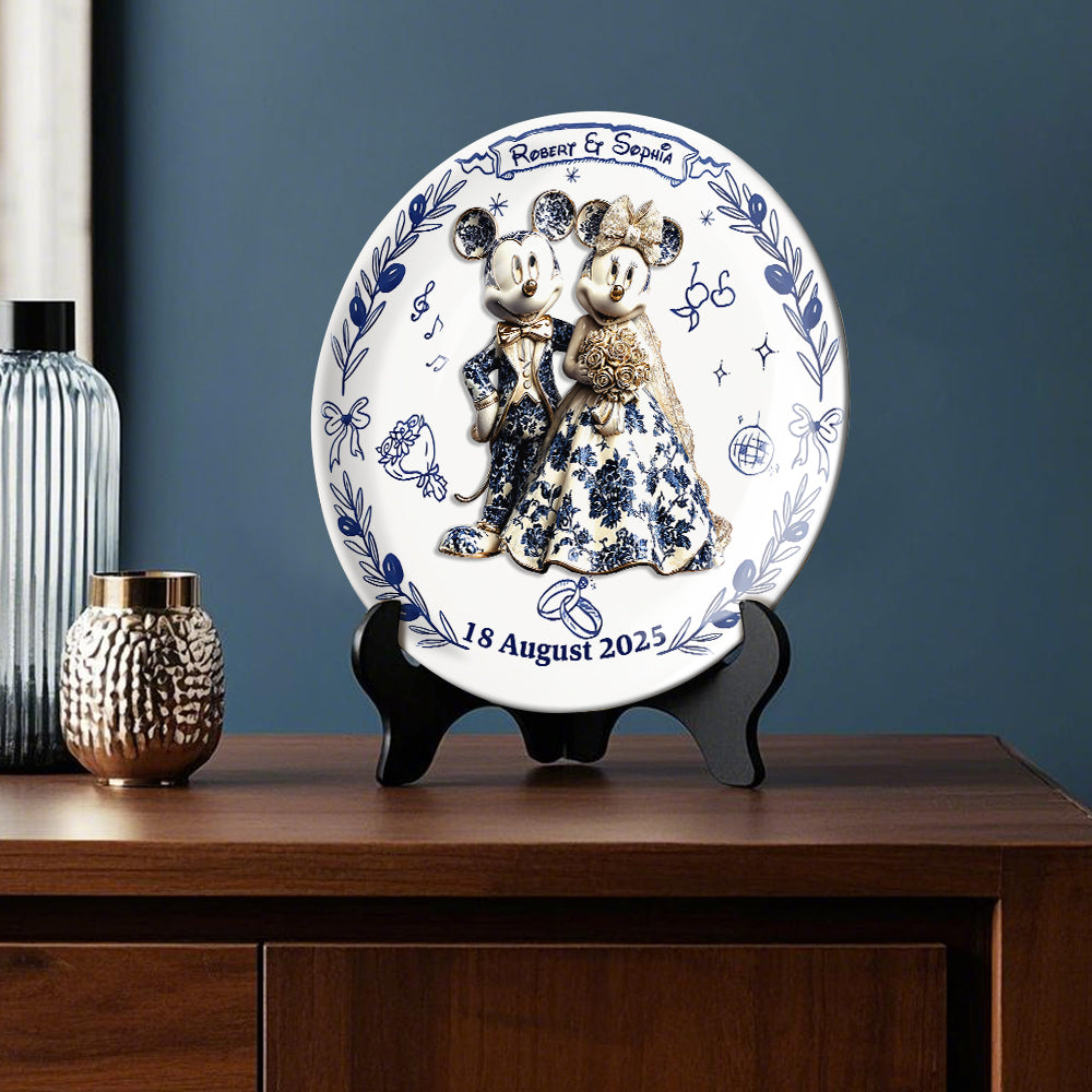 Newlyweds - Personalized Mouse Ceramic Round Plate