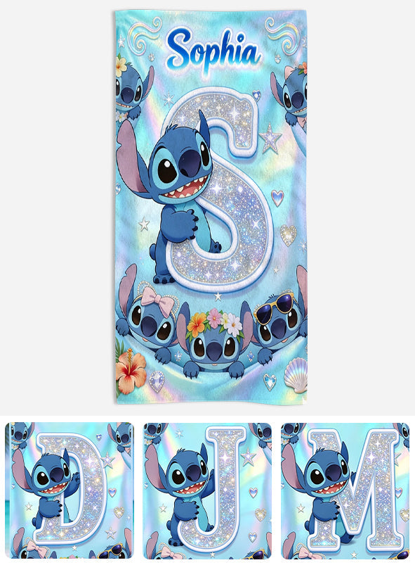 Cute Blue Alien With Letter - Personalized Ohana Quick-dry Beach Towel/ Bath Towel